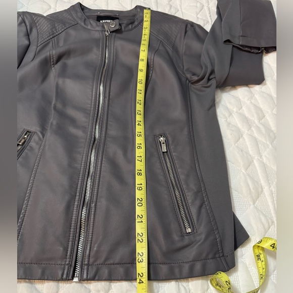 Express Jacket - Picture 3 of 7